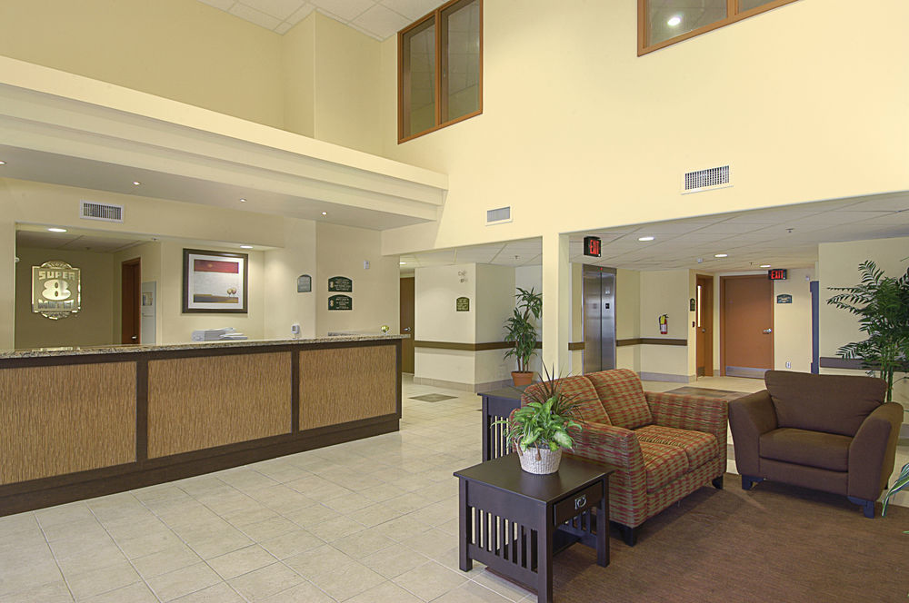 Super 8 By Wyndham Midland Hotel Interior foto